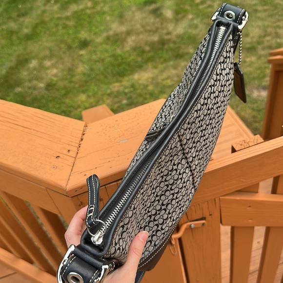 Coach F10945 Soho Hamptons Signature Mini Adjustable Shoulder Bag Black - Picture 7 of 16